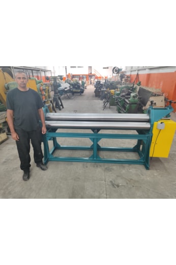 Calandra motorizada piramidal CPVG2050/6,4