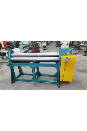 Calandra Piramidal 1550x1/4