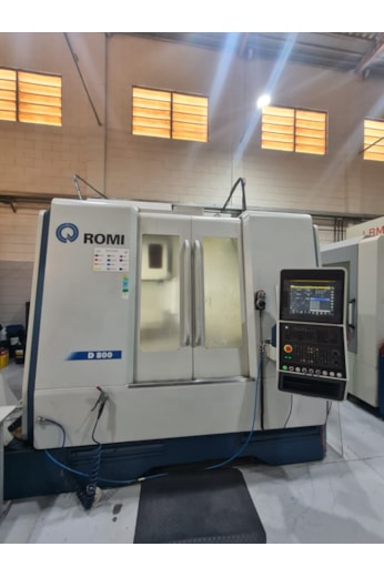 Centro de usinagem ROMI D800 – VN902 