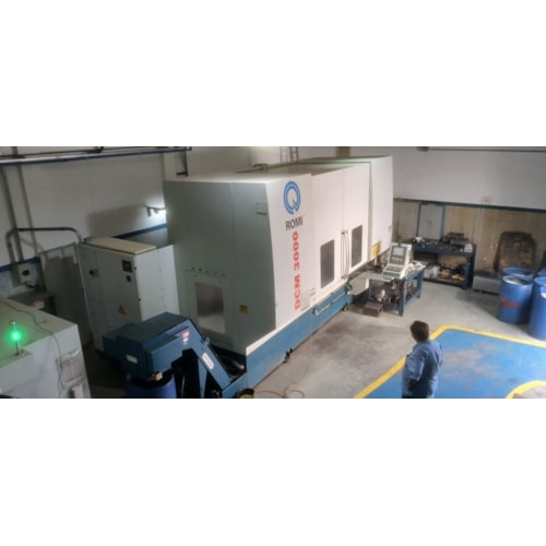 Centro de usinagem romi DCM3000 - VN931