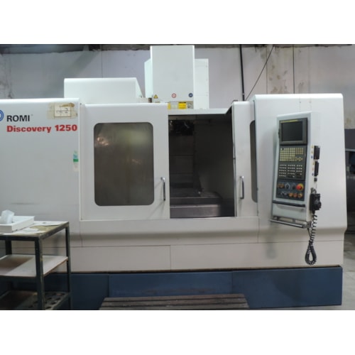 Centro de Usinagem Romi Discovery 1250 - VN675