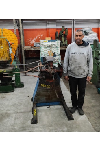 Desbobinador de Chapas 440 mm x 1500 kg - BGM22 