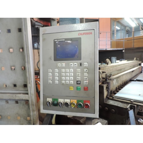 Dobradeira 300 ton CNC - VN610
