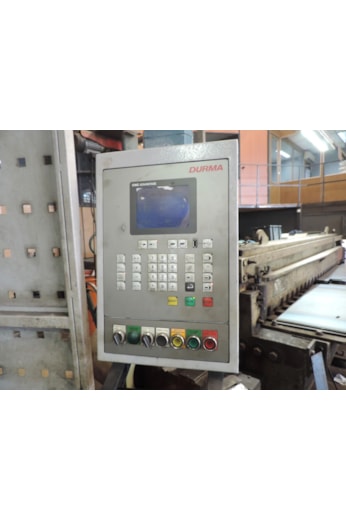 Dobradeira 300 ton CNC - VN610