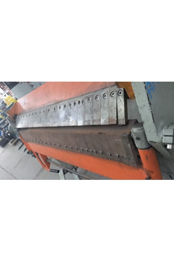 Dobradeira Manual para Chapas 1260x2 mm 