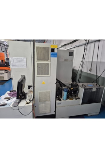 Eletroerosão a fio Charmilles Robofil 380 - VN818
