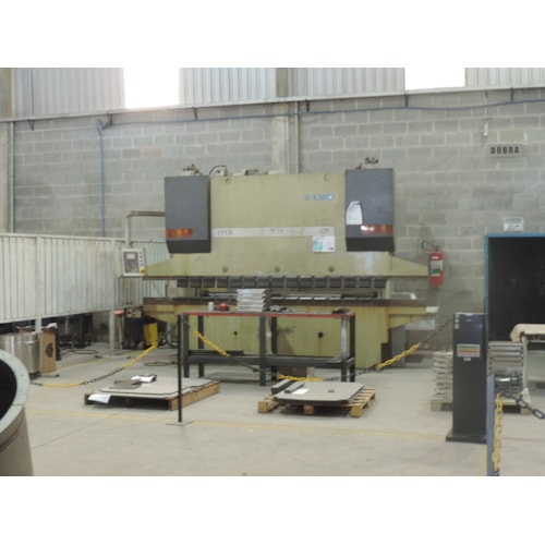 Prensa Dobradeira CNC Hidráulica LVD - VN554