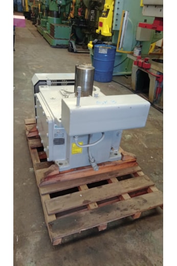 Redutor de Velocidade Flender FSG B2SV11 - 200/300 HP - SK3