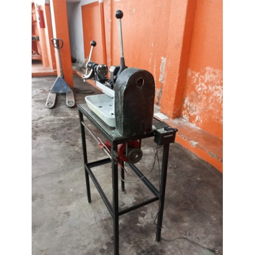 Torno Revólver de Bancada Brown & Sharpe 16mm